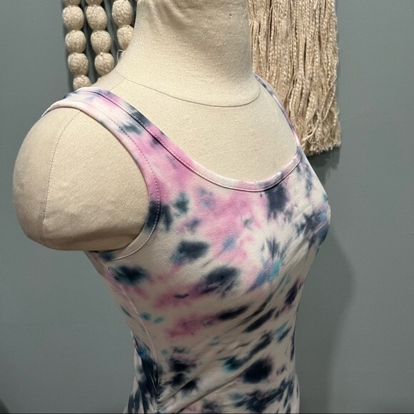 NEW Tie Dye Maternity Tank Dress with Side Ruching Small - Picture 3 of 9